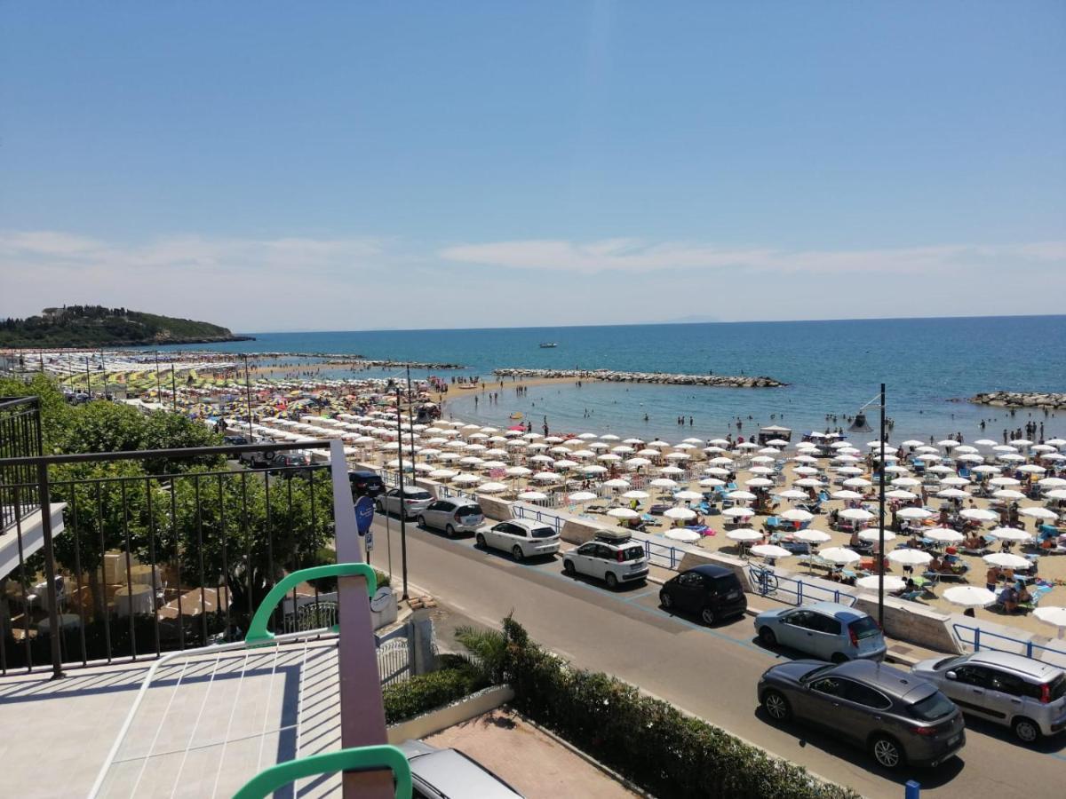 Hotel Tirreno 2*